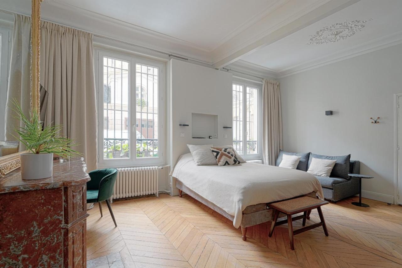 Studio Quartier Champs Elysees 2 Free Netflix Parijs Buitenkant foto